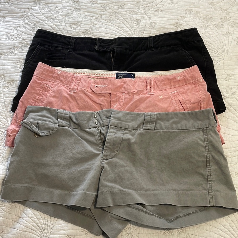 American Eagle Outfitters size 8 short bundle
